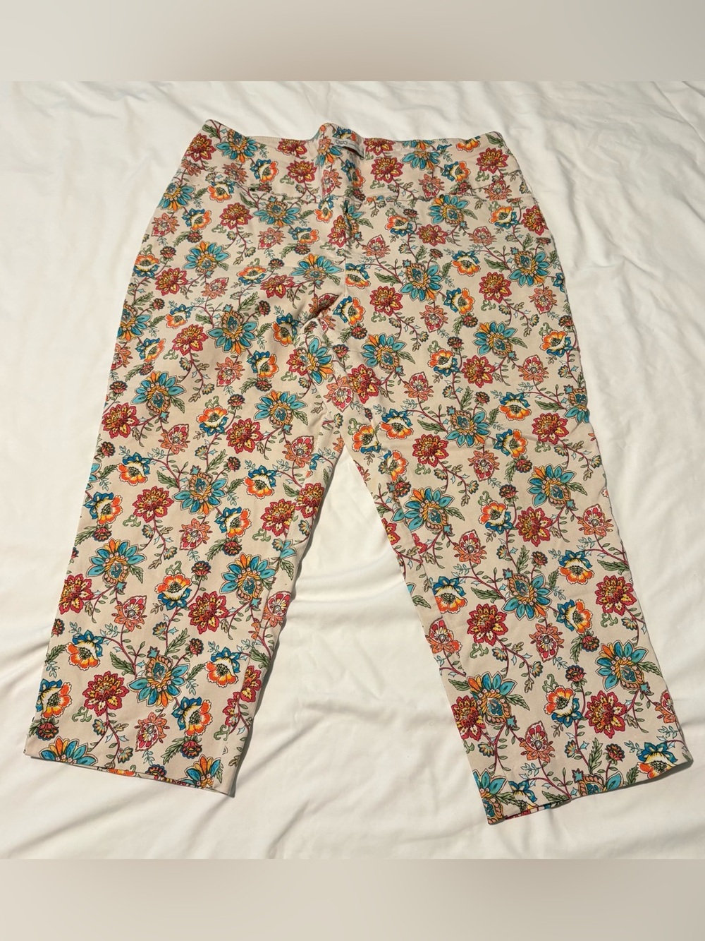 Cato Pants Cream Cropped Pull On Floral Print